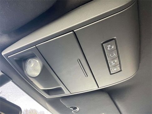 Used 2019 Dodge Grand Caravan SXT image 28