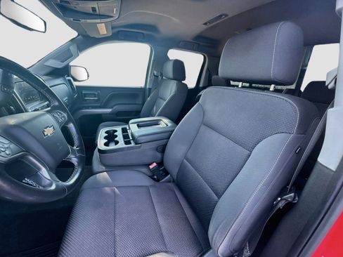 Used 2018 Chevrolet Silverado 1500 LT AWD/4WD image 20