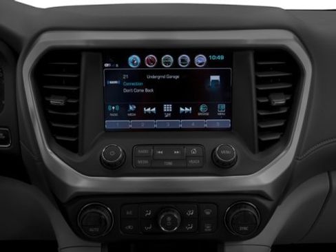 Used 2017 GMC Acadia SLT image 13