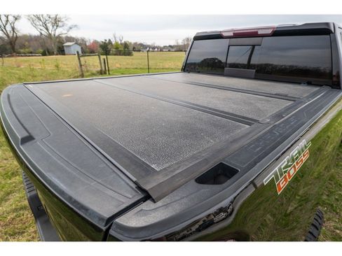 Used 2020 Chevrolet Silverado 1500 LT Trail Boss image 42