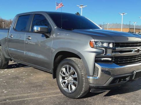 Used 2022 Chevrolet Silverado 1500 LT image 8