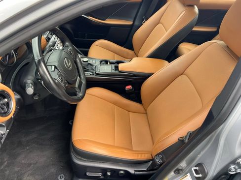 Used 2023 Lexus IS 300 w/ Premium Package RWD image 12
