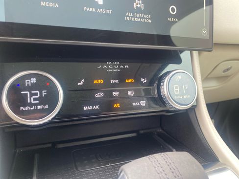 Used 2021 Jaguar F-PACE S image 21