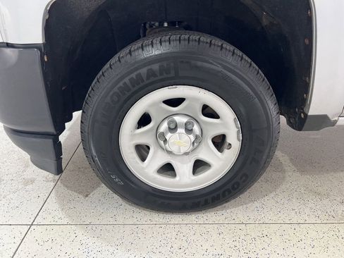 Used 2016 Chevrolet Silverado 1500 W/T w/ WT Fleet Convenience Package AWD/4WD image 23