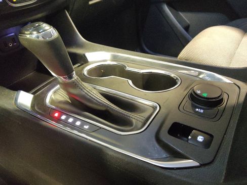 Used 2019 Chevrolet Traverse LS image 26