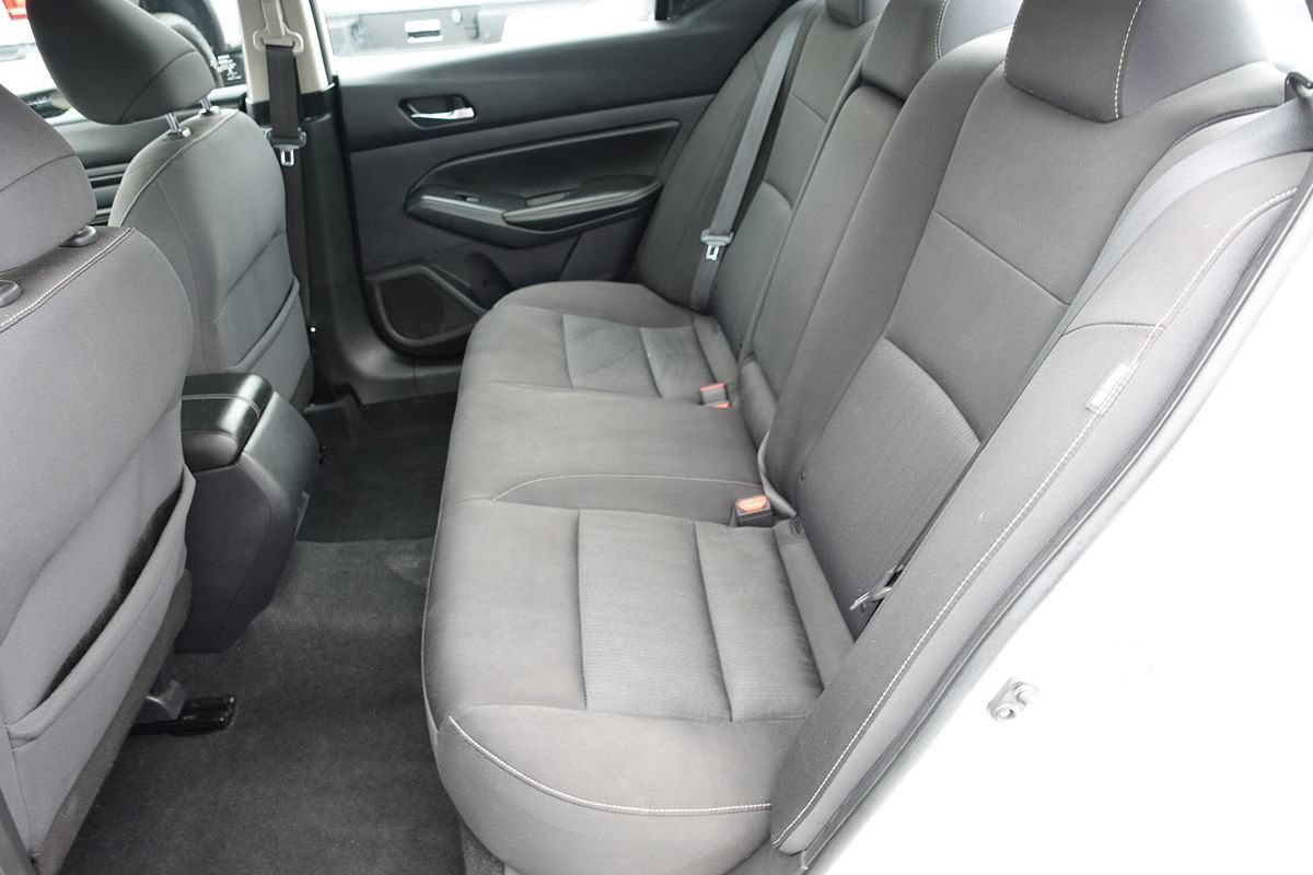 Used 2020 Nissan Altima 2.5 S FWD image 23