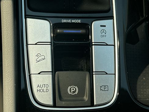 Used 2025 Hyundai Tucson SEL FWD image 24