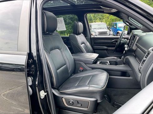 Used 2024 RAM 1500 Limited AWD/4WD image 10