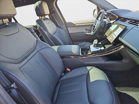 New 2025 Land Rover Range Rover Sport image 10
