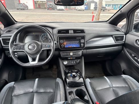 Used 2018 Nissan Leaf SL w/ SL Technology Package FWD image 11
