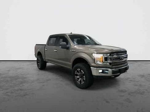 Used 2019 Ford F150 XLT w/ Equipment Group 302A Luxury AWD/4WD image 5