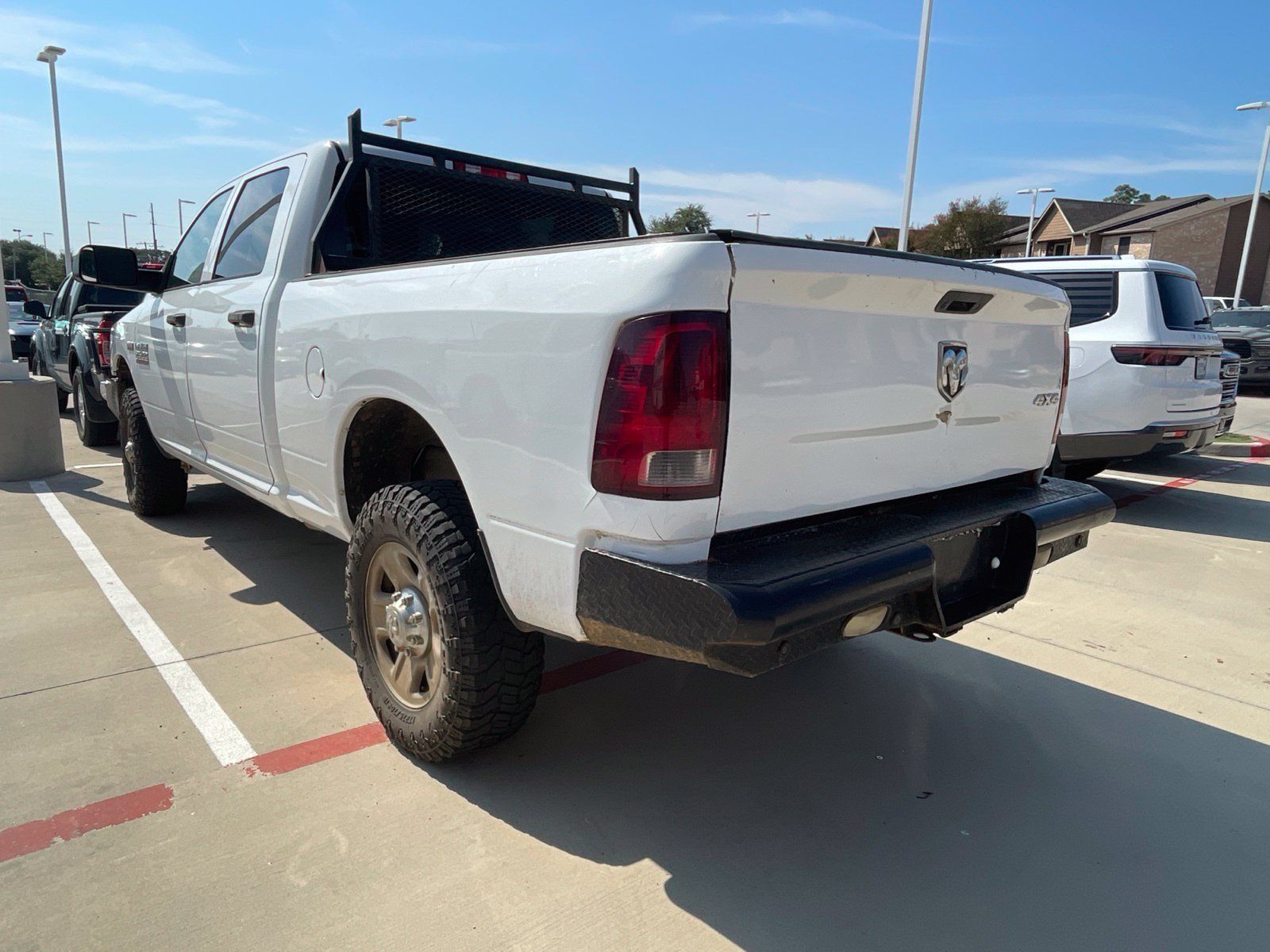Used 2016 RAM 2500 Tradesman w/ Chrome Appearance Group AWD/4WD image 6