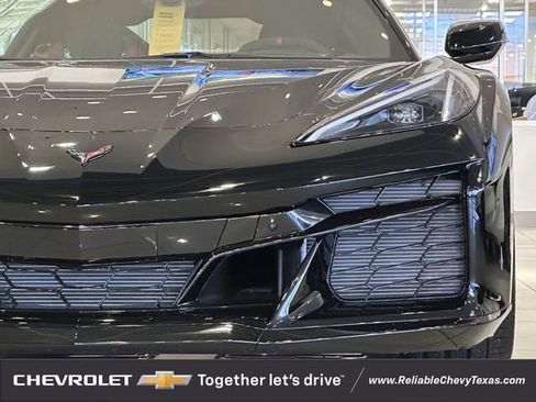 Used 2026 Chevrolet Corvette Z06 w/ Battery Protection Package RWD image 8