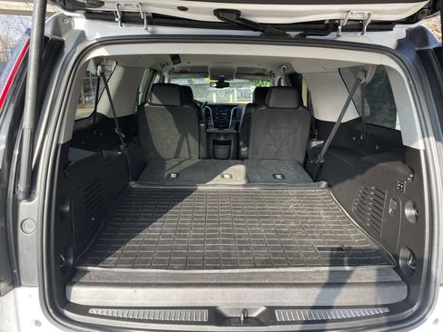 Used 2019 Cadillac Escalade ESV 4WD image 16