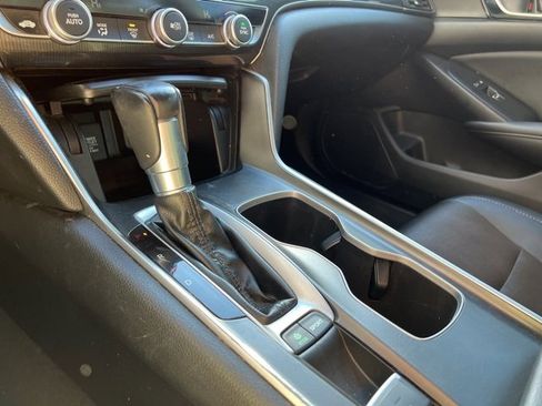 Used 2020 Honda Accord Sport image 27