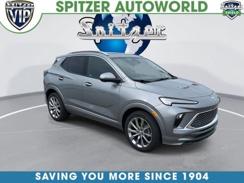 Certified 2025 Buick Encore GX Avenir w/ Avenir Technology Package AWD/4WD image 2