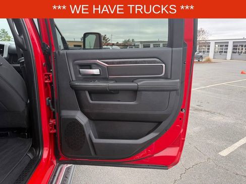 Used 2024 RAM 2500 Big Horn w/ Bed Utility Group image 34