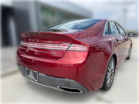 Used 2017 Lincoln MKZ Select image 9