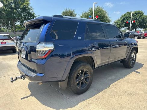 Used 2024 Toyota 4Runner SR5 RWD image 9