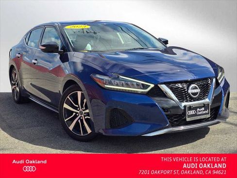 Used 2023 Nissan Maxima SV w/ Floor Mat Group FWD image 1