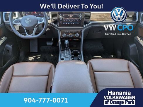 Certified 2023 Volkswagen Atlas SE w/ Black Wheel Package FWD image 13