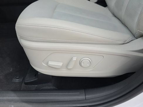 Certified 2024 Kia Sorento SX AWD/4WD image 16
