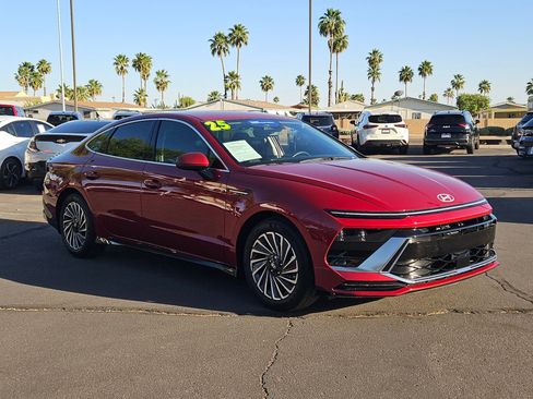 Used 2025 Hyundai Sonata SEL image 3