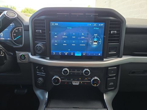 Used 2022 Ford F150 XLT w/ Equipment Group 302A High RWD image 16
