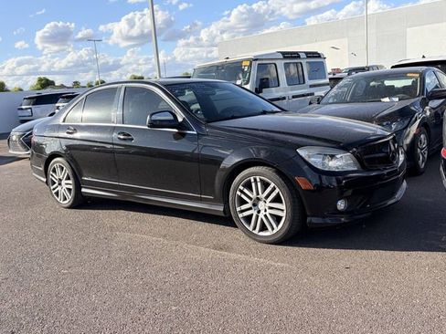Used 2008 Mercedes-Benz C 300 Sedan image 2
