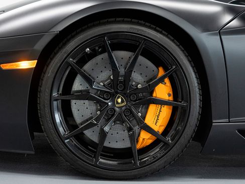 Used 2014 Lamborghini Aventador LP 700-4 AWD/4WD image 20