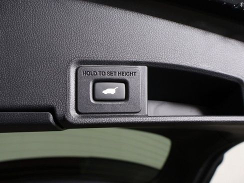 Used 2024 Acura RDX SH-AWD image 18