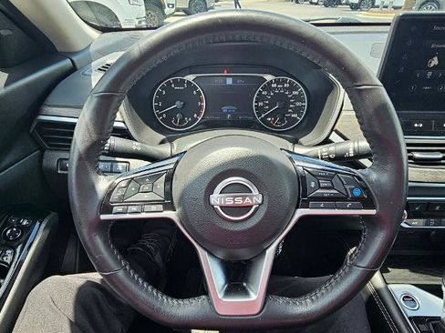 Certified 2023 Nissan Altima 2.5 SV w/ SV Premium Package AWD/4WD image 19