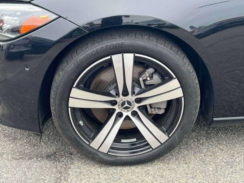 Used 2025 Mercedes-Benz C 300 4MATIC Sedan image 9