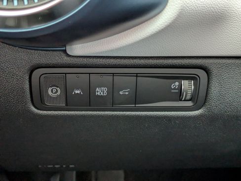 New 2026 Chevrolet Equinox EV LT image 13