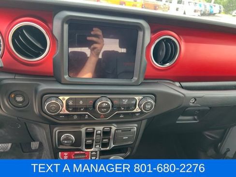 Used 2023 Jeep Gladiator Rubicon w/ LED Lighting Group AWD/4WD image 24