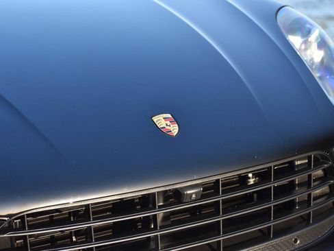 Used 2021 Porsche Macan AWD/4WD image 29