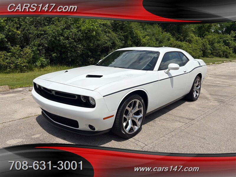 Used 2015 Dodge Challenger SXT Plus RWD image 1