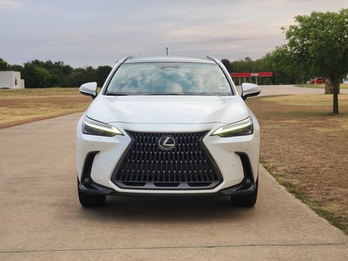 Used 2023 Lexus NX 350h AWD w/ Towing Package (2000 Lbs) image 6