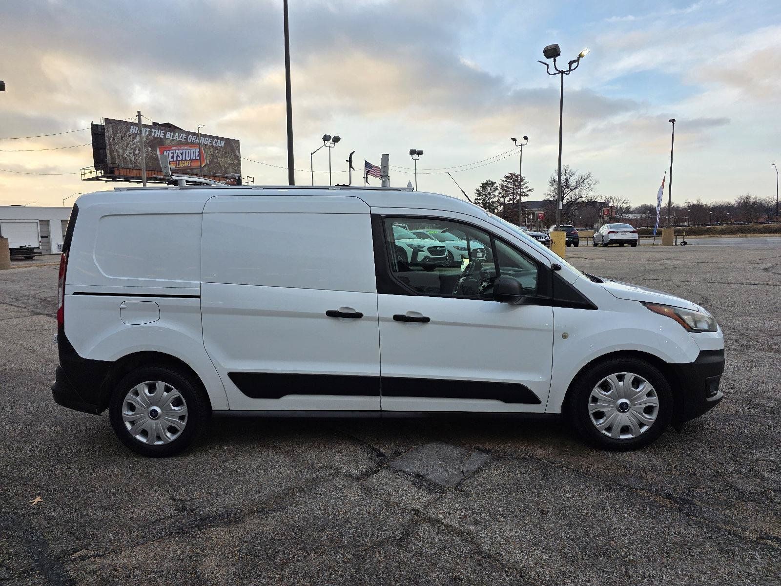 Used 2016 Ford Transit Connect XL FWD image 4