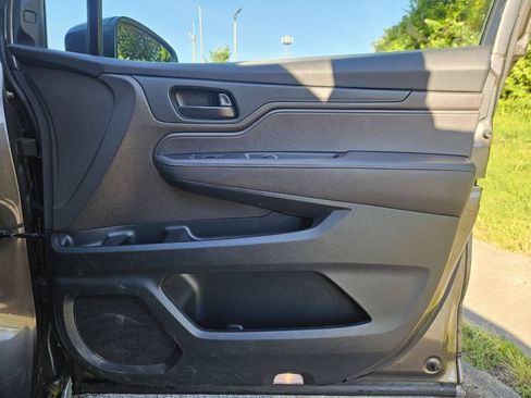 Used 2018 Honda Odyssey EX-L image 19