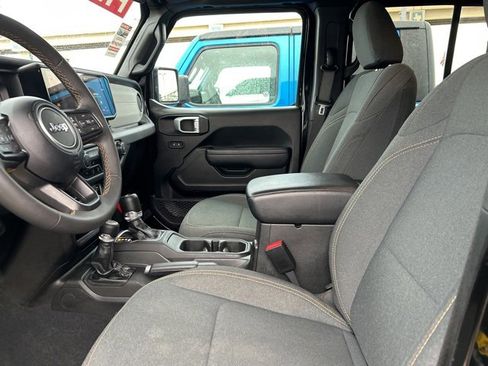 Used 2024 Jeep Wrangler Sport S image 38