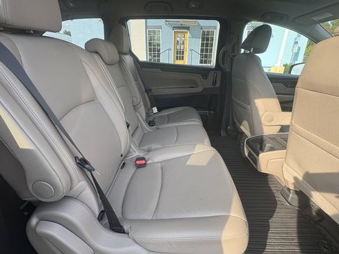 Used 2018 Honda Odyssey EX-L image 23