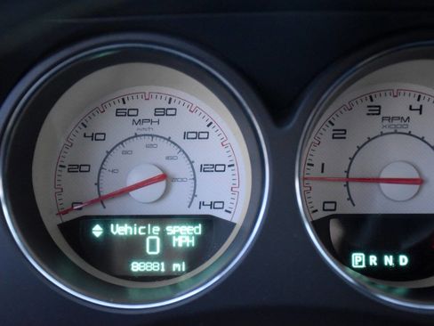 Used 2013 Dodge Challenger SXT w/ Sound Group image 17