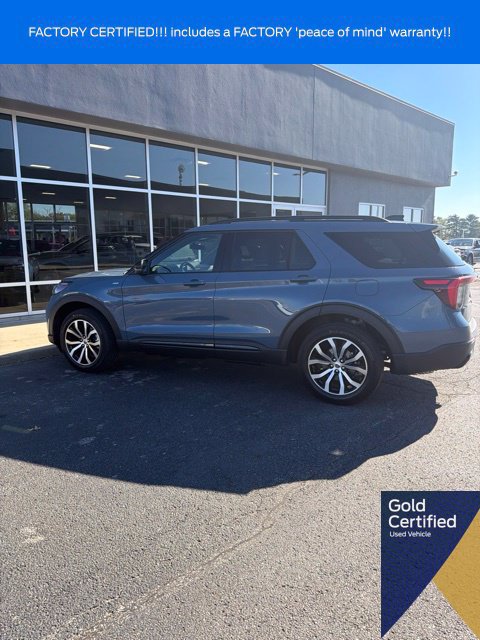 Used 2025 Ford Explorer ST-Line AWD/4WD image 11