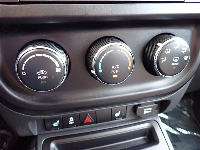 Used 2016 Jeep Patriot High Altitude AWD/4WD image 20