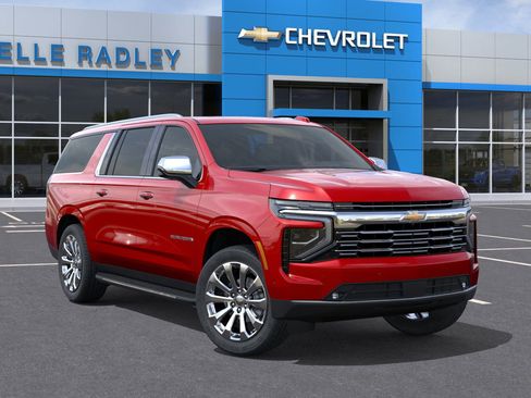 New 2026 Chevrolet Suburban Premier image 7