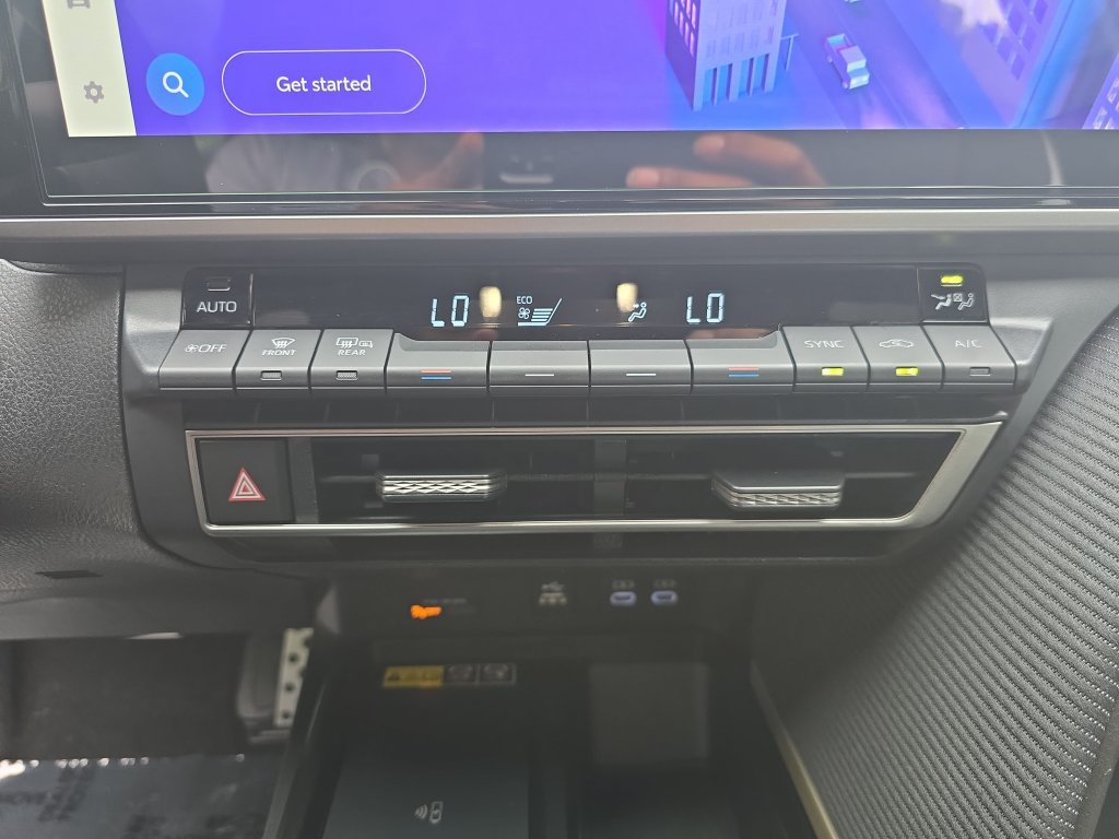 Used 2026 Toyota Camry SE w/ Multimedia Upgrade Package FWD image 25