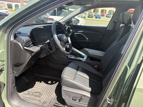 Certified 2025 Audi Q5 Premium w/ Convenience Package AWD/4WD image 6
