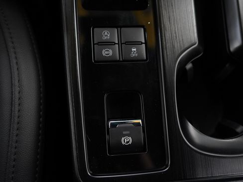 Certified 2026 Subaru Outback Premium AWD/4WD image 25