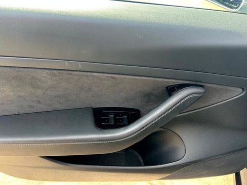 Used 2020 Tesla Model 3 Standard Range Plus image 7